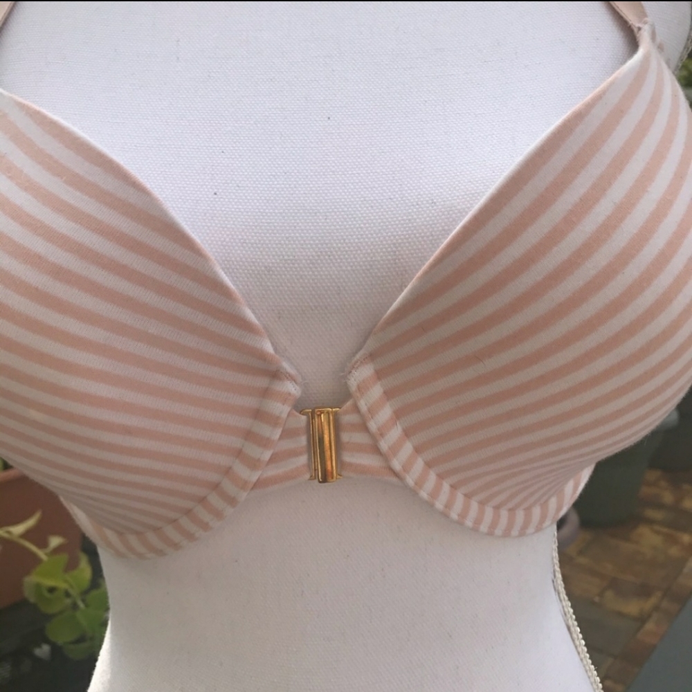 CACIQUE Pink and White Racerback Lace Bra
